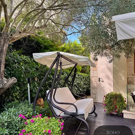 One & Only Luxury Living Villa *