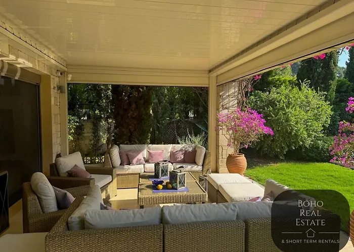 One & Only Luxury Living * Posidi